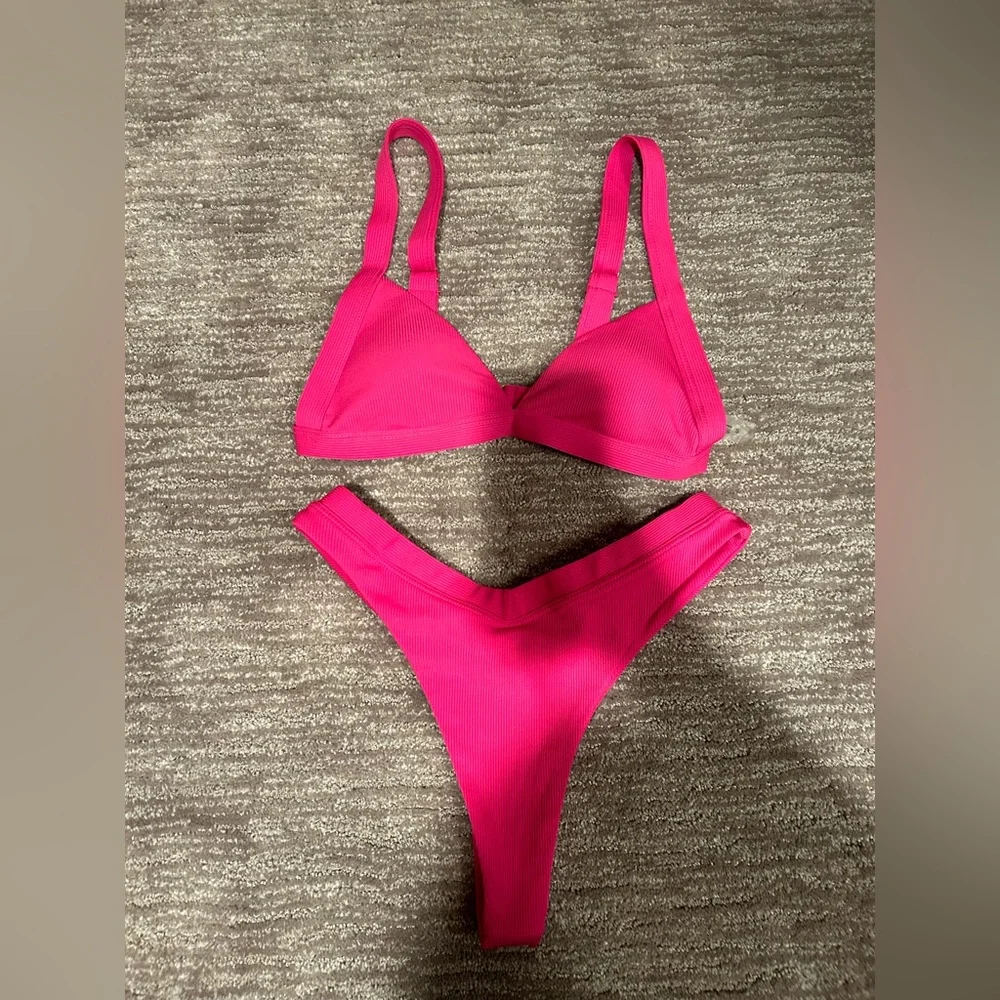 SHEIN Pink Ribbed Bikini - Picture 2 of 2